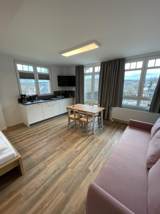 Hotel Urlaubshaus-Erzgebirge Zwönitz Esterno foto