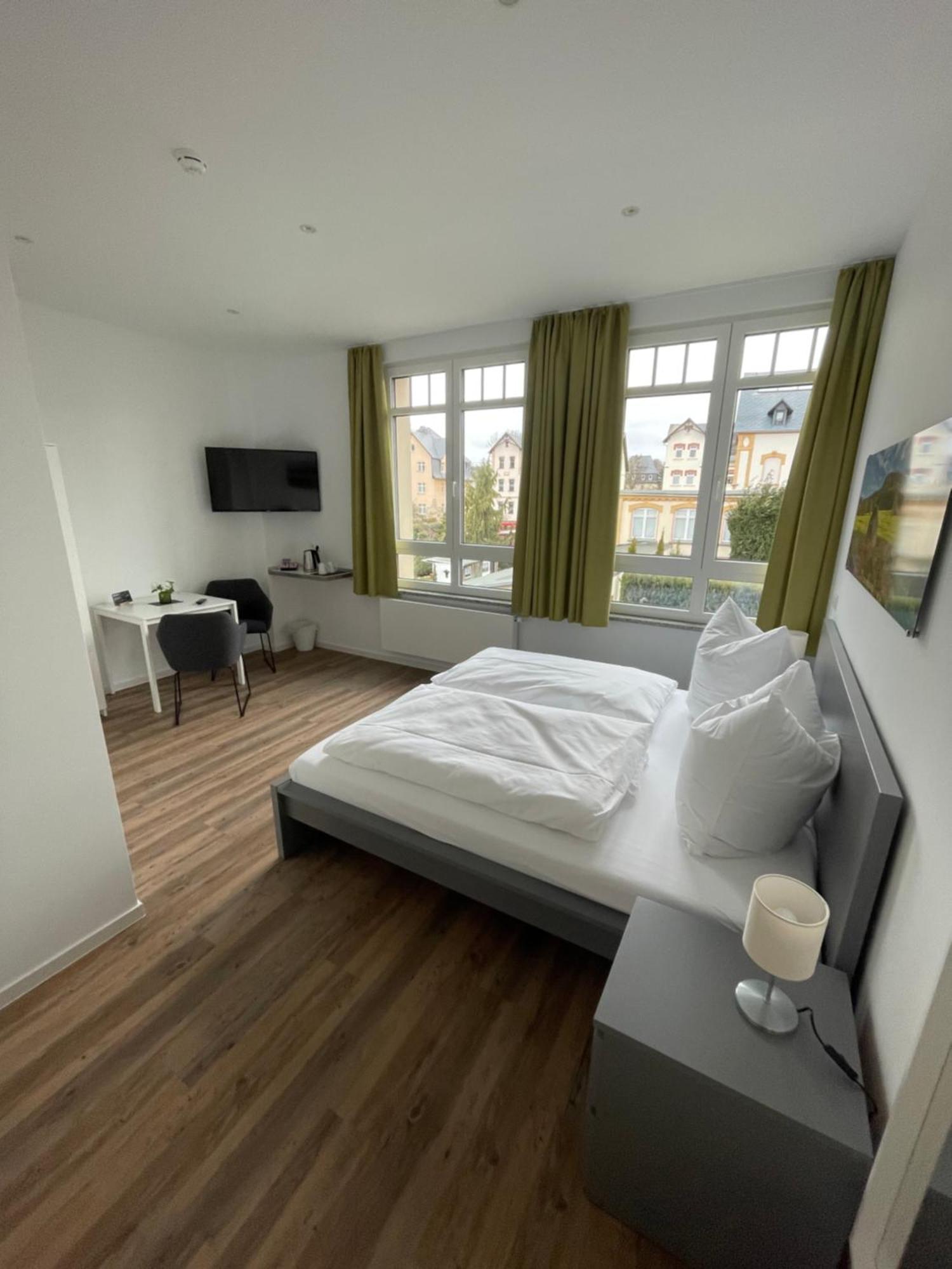 Hotel Urlaubshaus-Erzgebirge Zwönitz Esterno foto
